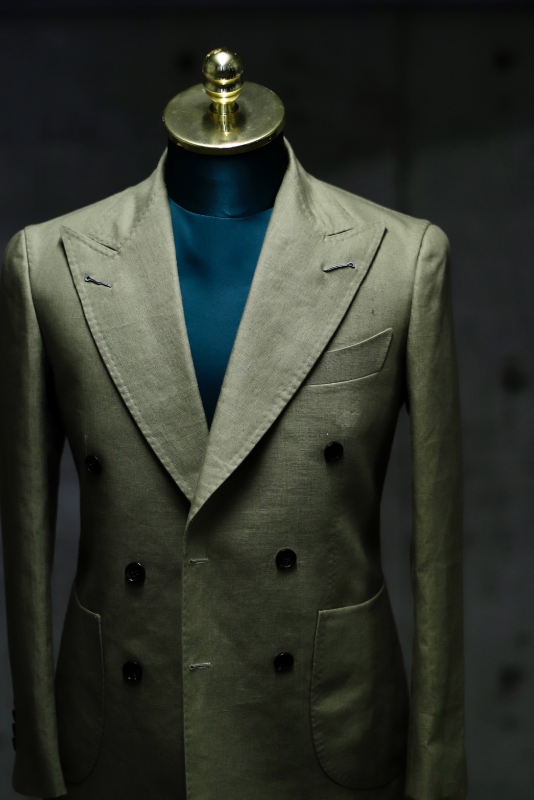 シビラ 薄グリーンスーツ こちらは「らしい」スーツです。笑 | ZERBINO